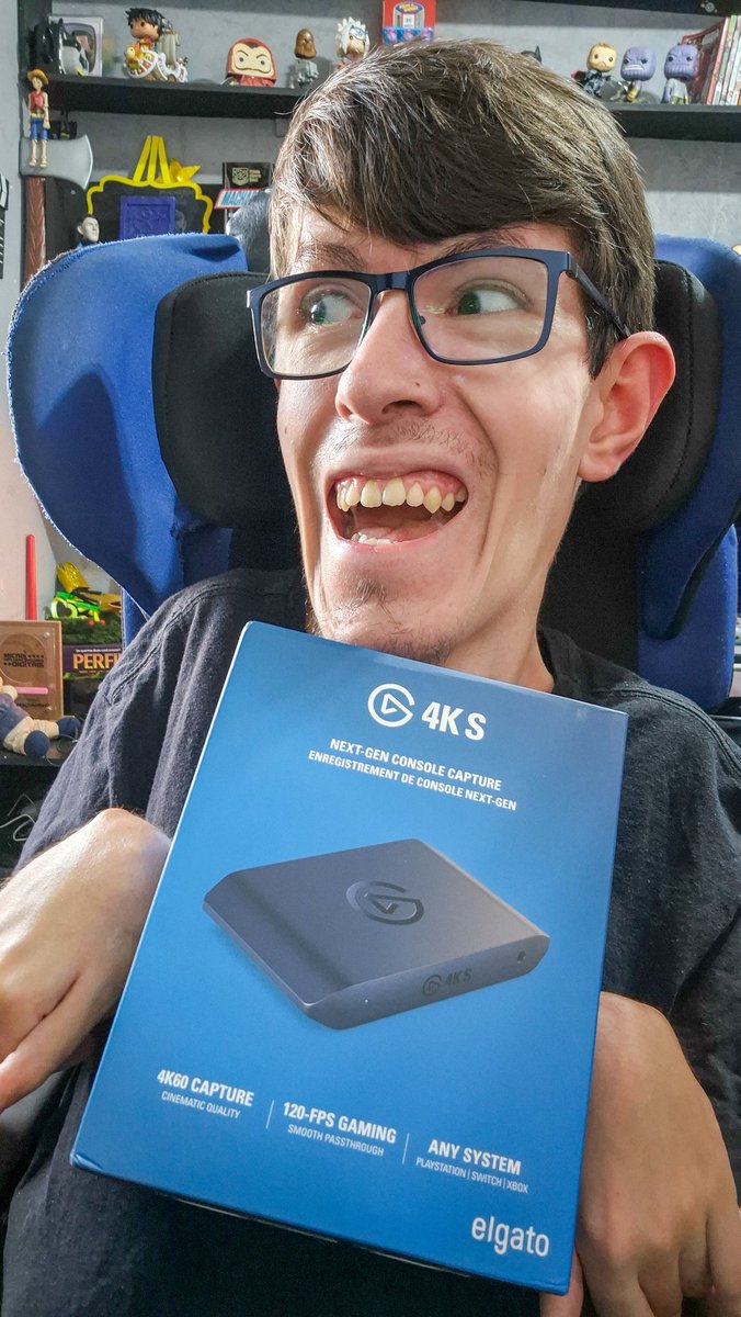 Gente olha só oq eu ganhei da <a href="/elgatoPT/">Elgato PT - BR</a> ainda to sem reação, muito obrigado por essa placa de captura incrível 🫰🥰💖