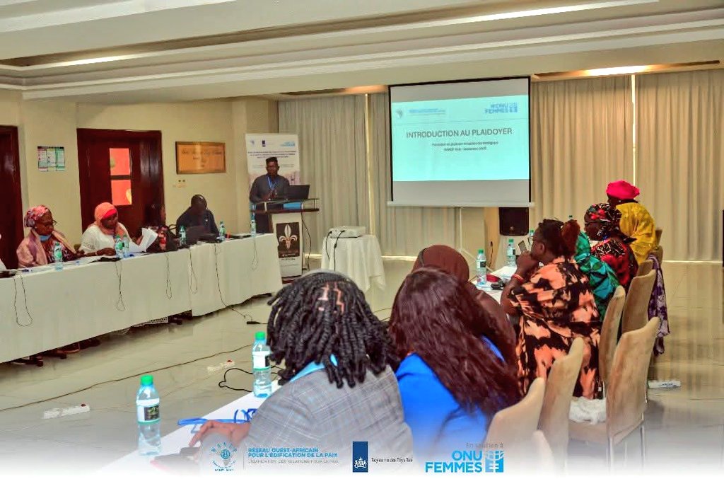 wanepmali's tweet photo. Session régionale de formation sur le plaidoyer &amp;Leadership. Projet Renforcement des capacités des organisations de femmes &amp; création d’un mouvement pour la paix dans le Sahel,
Par @wanepmali en appui à @ONUFemmes, avec le soutien des 🇳🇱.
#WPS #Sahel 
📍 Dakar | 8–11 sept. 2025 https://t.co/cUrGAh3dbP