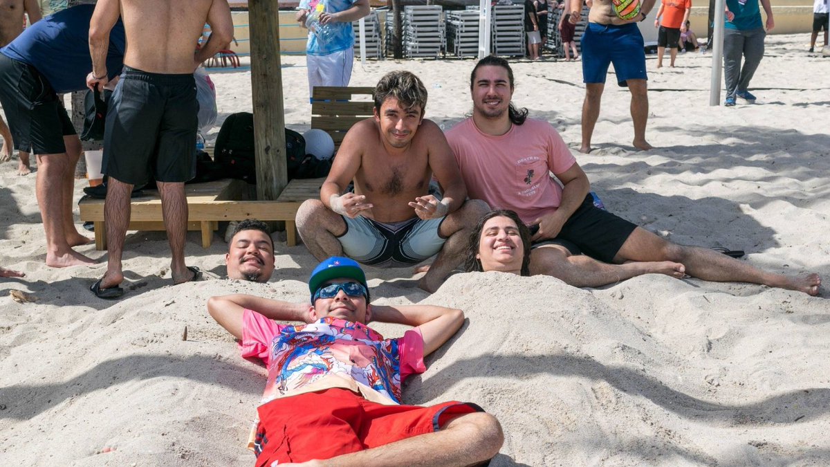 🔜 #LMBM Jan 3-5 🗽 (@yoletsmakemoves) on Twitter photo 🏖️OFFICIALLY ONE MONTH UNTIL #LMMM!🌴
Doing a giveaway for a free pass for you and your friend to join us on the beach!🌞
☑️ Follow <a href="/YoLetsMakeMoves/">#LMMM 🌴Oct 10-12 🌞 start.gg/LMMM</a> 
💟 RT+ Like this post 
🤝Tag a friend you want to join you 
Winners chosen on Friday!👇
start.gg/LMMM 🏖️OFFICIALLY ONE MONTH UNTIL #LMMM!🌴
Doing a giveaway for a free pass for you and your friend to join us on the beach!🌞
☑️ Follow <a href="/YoLetsMakeMoves/">#LMMM 🌴Oct 10-12 🌞 start.gg/LMMM</a> 
💟 RT+ Like this post 
🤝Tag a friend you want to join you 
Winners chosen on Friday!👇
start.gg/LMMM