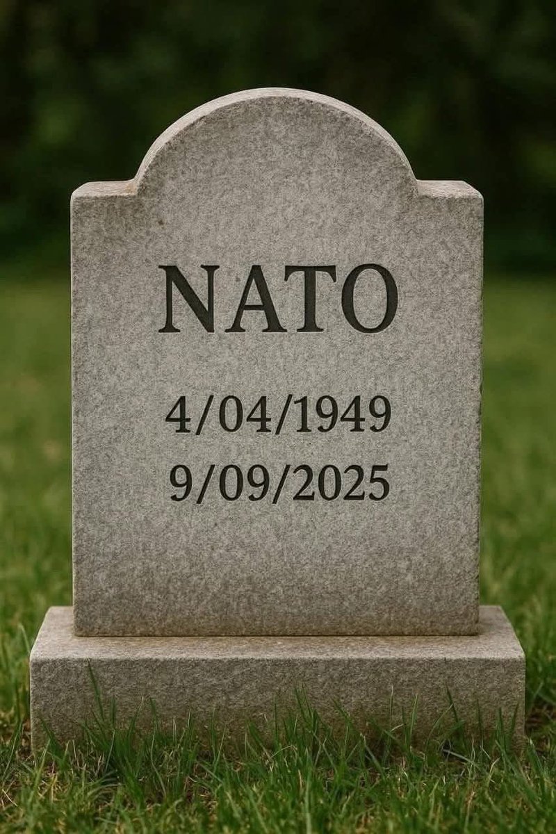 LertaLed's tweet image. Ну шо, не чокаясь?