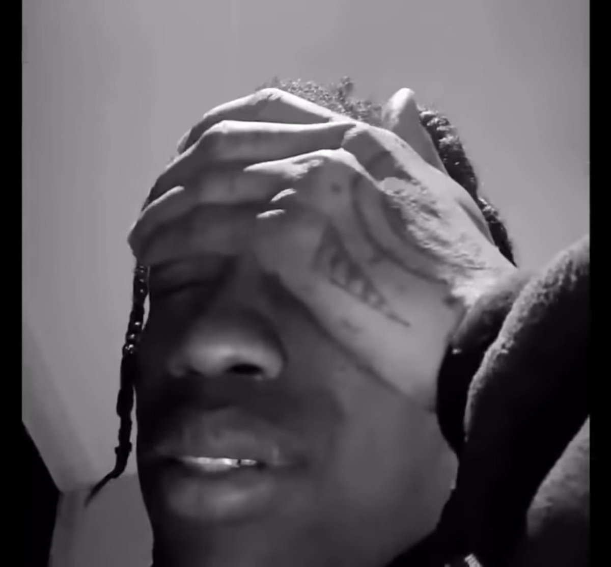 CrRevell's tweet photo. @JayZ0verrat3d Dang Charlie rest up https://t.co/wpJGbYzIMv