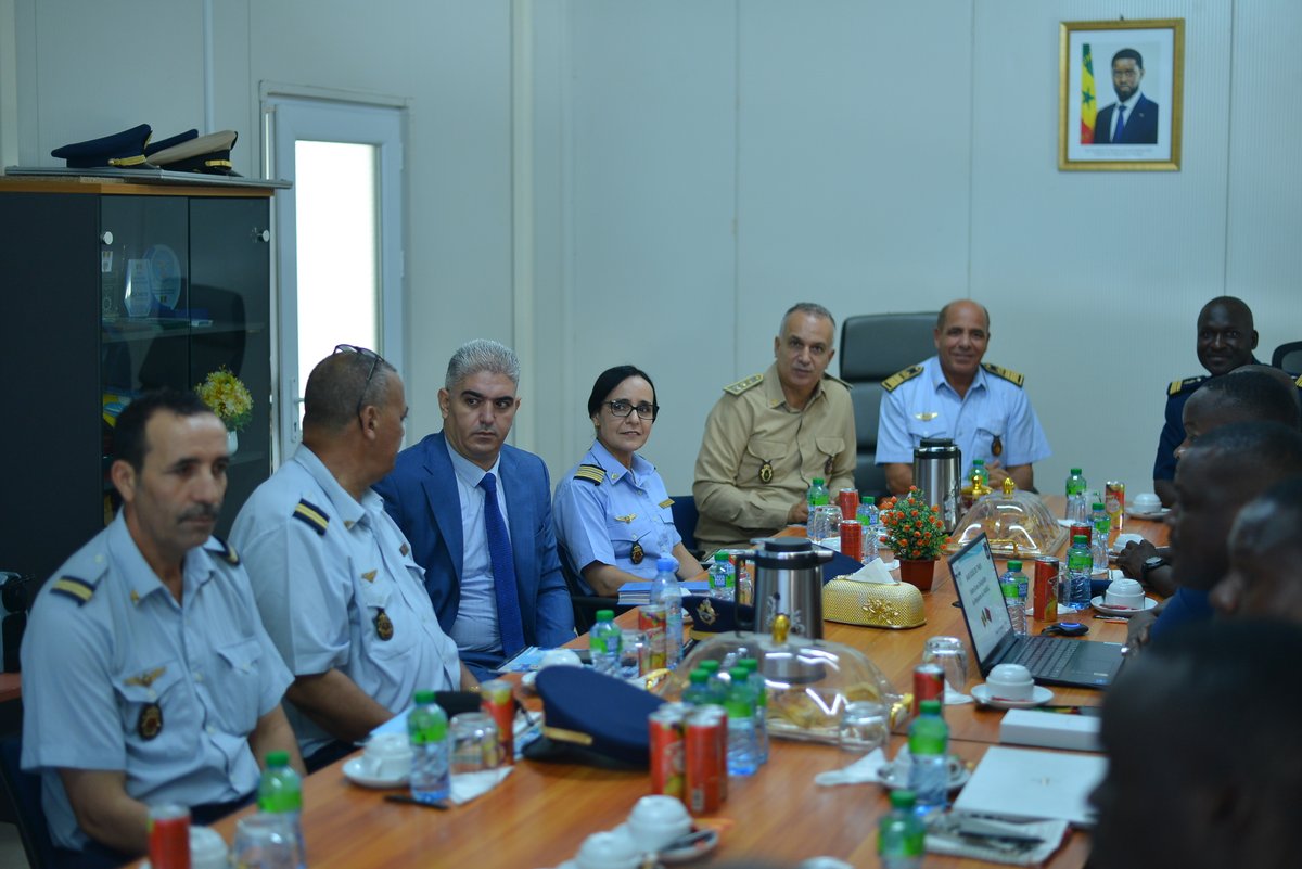 EAA_Officiel's tweet photo. Visite d'une délégation marocaine des Forces Royales Air (FRA) à l'Ecole de l'Armée de l'air Thiès. https://t.co/dNXFRgGZpL