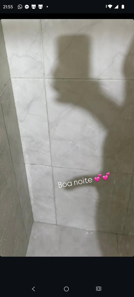 nhey69's tweet photo. E na hora do banho
Depois do trabalho 
Aquele tesão matinal😈 https://t.co/nrOvcKWnph