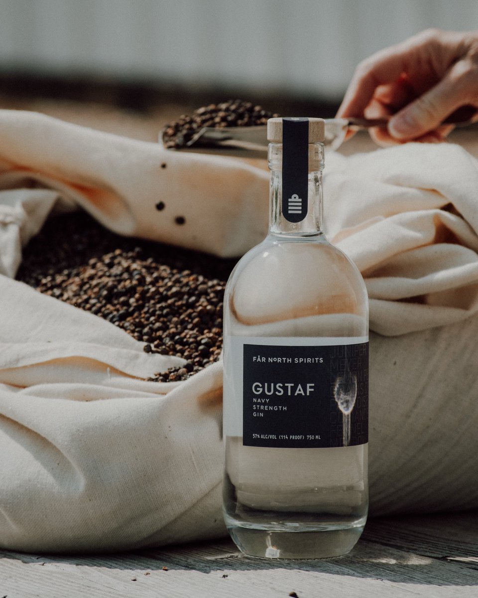 Crisp nights, lingering sunsets. Navy Strength Gin sails you from summer’s heat into fall’s spice. ⚓🍂
#NavyStrengthGin #GinOClock #SeasonalSips #CraftGin #FarmToGlass