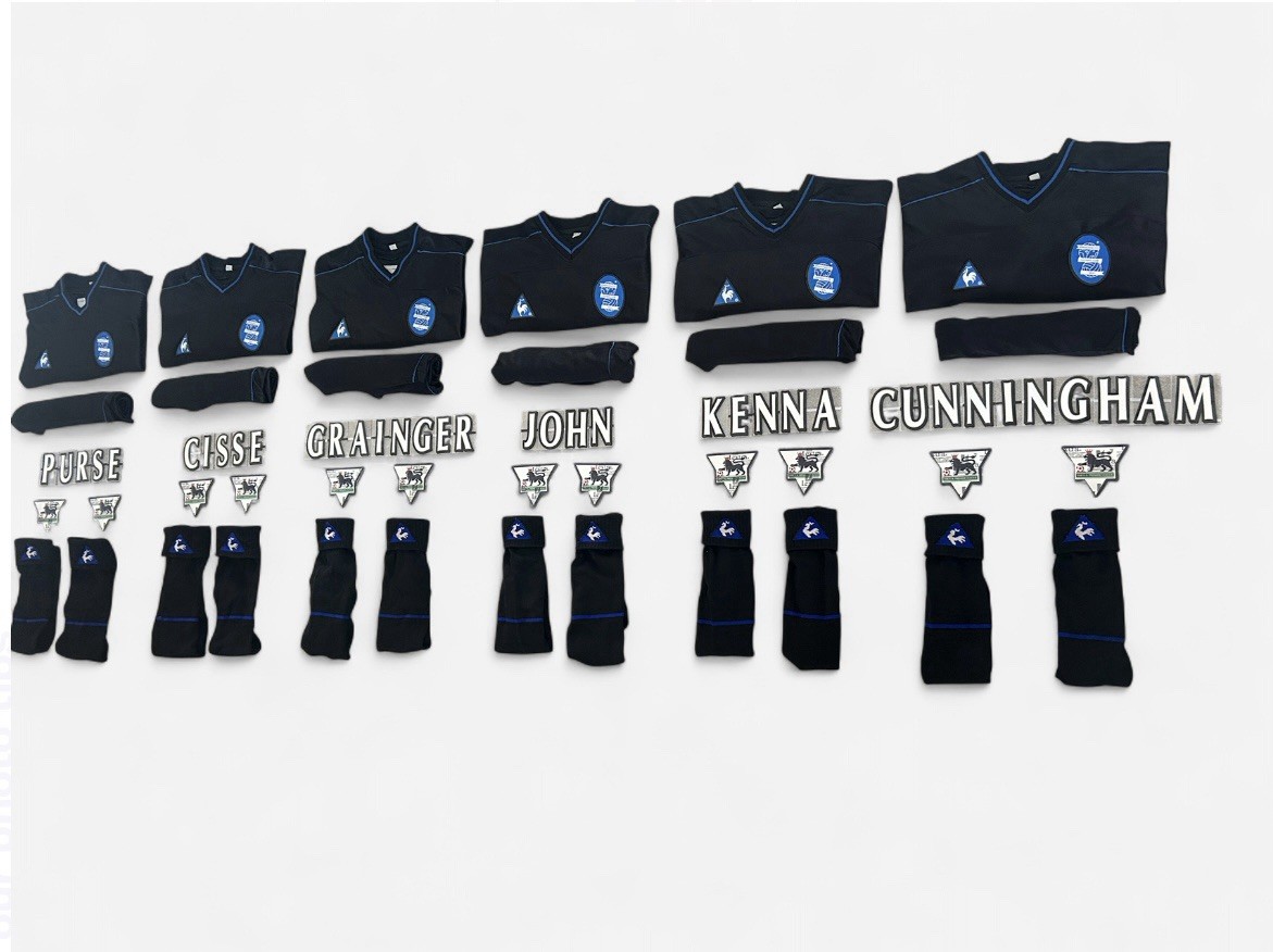 Birmingham City 2002 Black Away Kits - 6 Complete Set Premier League Return Rare

£312.68 currently

1 bid

Ends Thu 11th Sep @ 9:38pm

ebay.co.uk/itm/2868030516…

#ad #bcfc #kro