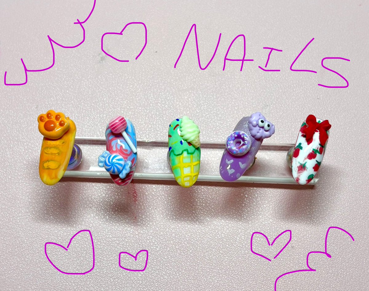 nails from today! 
🍞 🍬 🍦 🍩 🍓