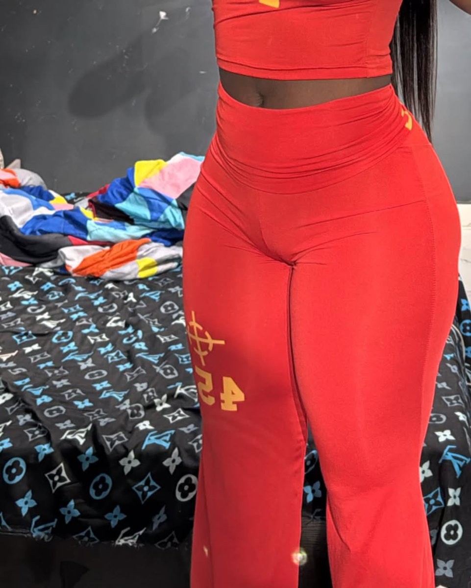 𝜗𝜚 (@singerstruth) on Twitter photo 