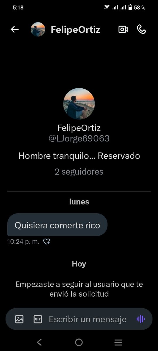 A ver chicos si me siguen los sigo pero si no me siguen no los sigo y mucho menos les voy a contestar los mensajes y si llegas a escribir con esos mensajes o foto vergas o creyendo que por qué estoy en esta red social es por qué les voy a abrir las piernas están equivocados