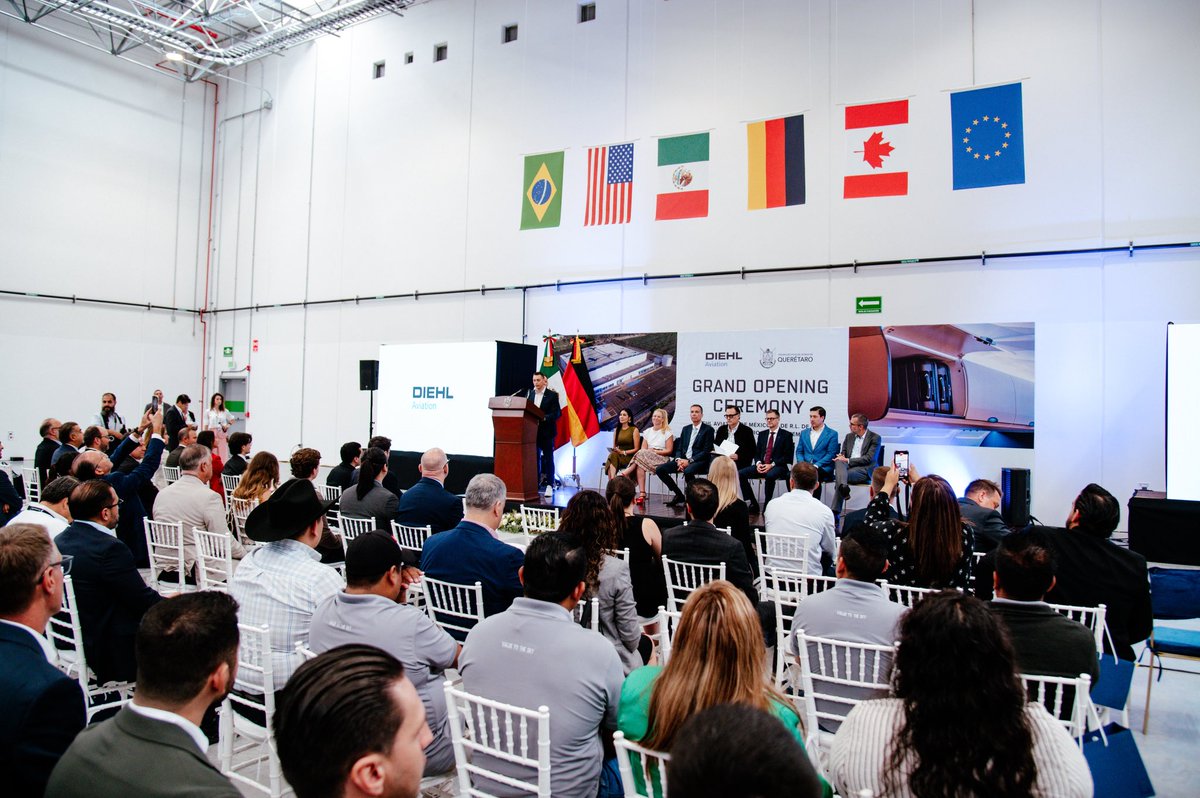 makugo's tweet image. La gran confianza de las empresas en #Querétaro se traduce en inversión productiva, empleos bien pagados ¡y más desarrollo! 

El inicio de operaciones de Diehl Aviation de México es el primer capítulo de una nueva historia de éxito en nuestro estado, en la que esta inversión…