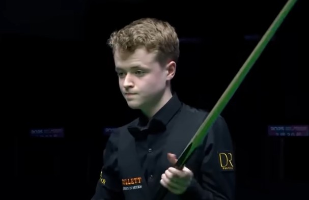 Snooker_Chat's tweet image. Shaun Murphy says teen Stan Moody is "starting to look the real deal".
The Masters winner told @onefoursevenpod: "I think he's starting to believe he belongs on the tour. I think he starts to think he fancies the job.
"Stan is an extremely promising prospect." #snooker