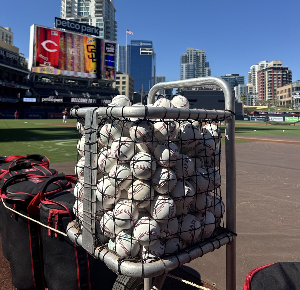 SammyLev's tweet image. Pregame coverage at 4:40 PM from Petco Park on @973TheFanSD. 

I go 1-on-1 with tonight’s Padres shortstop Jake Cronenworth and Reds pitcher Hunter Greene. 

You’ll also hear from Gavin Sheets, Mike Shildt, and @heyscan. 

@jesseagler and @heyscan have first pitch at 5:40 PM.