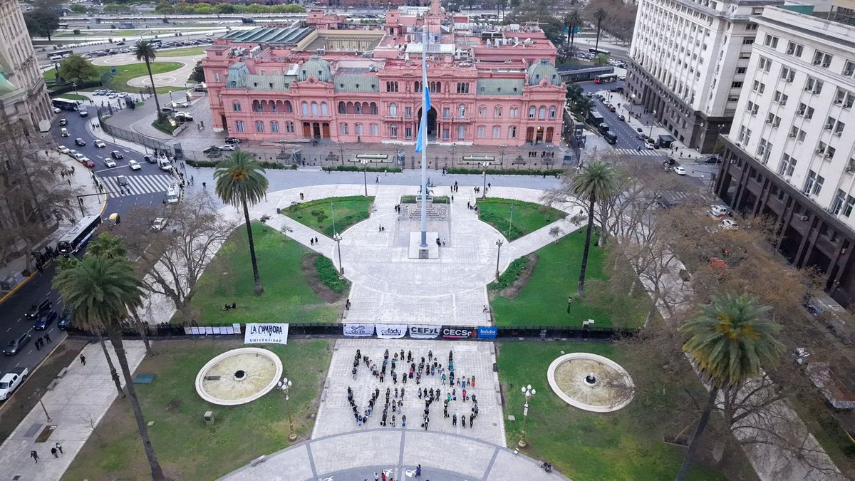 Se ve que Milei no escuchó el mensaje de las urnas porque acaba de vetar la Ley de Financiamiento Universitario. 

Si hay veto, hay marcha. Nos vemos en las calles.