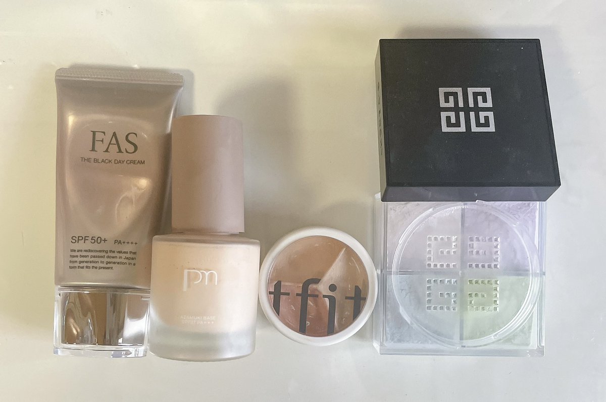 w_ysh's tweet image. 今日の #ベースメイク #コスメ

最近顔が荒れてる😂ベース軽めにしてみたけどどうだろう🤔💦

アイシャドウは今日は #INOUI 
#デイジーク のシェーディングは提供でいただいてから使い出してるけどお気に入りで毎日使ってる😊