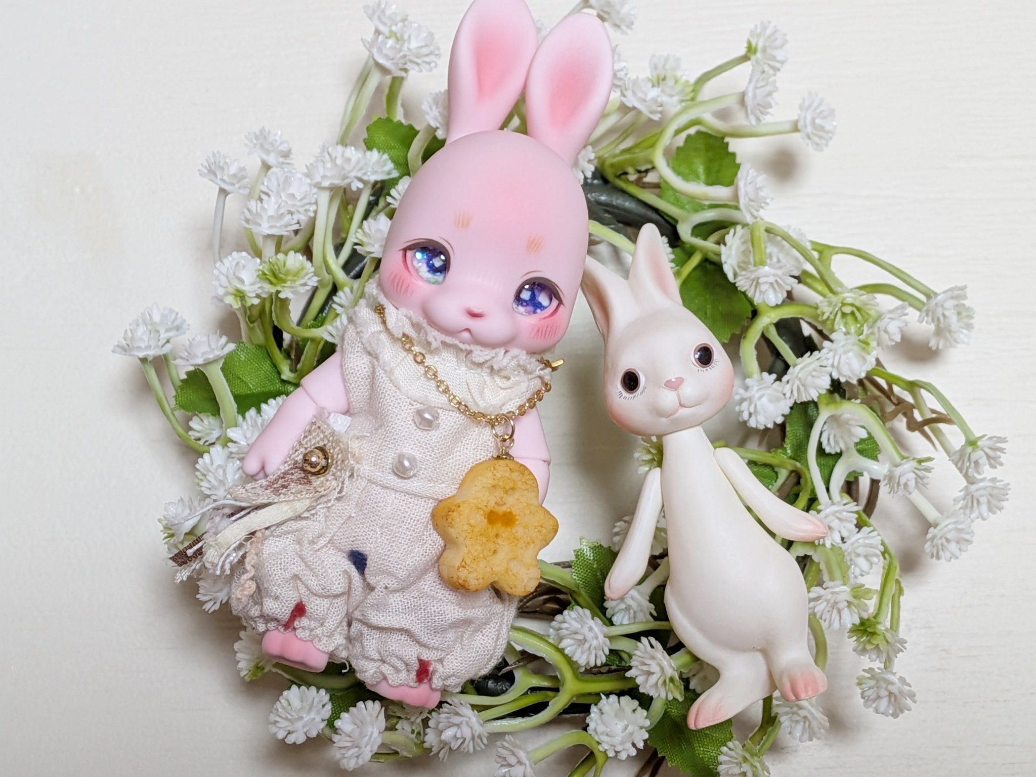 【ちびたんさま】vintage ୨୧ 真っ白な 可愛い ウサちゃん vintage figure ୨୧ * 真っ白な 可愛い ウサちゃん - メルカリ