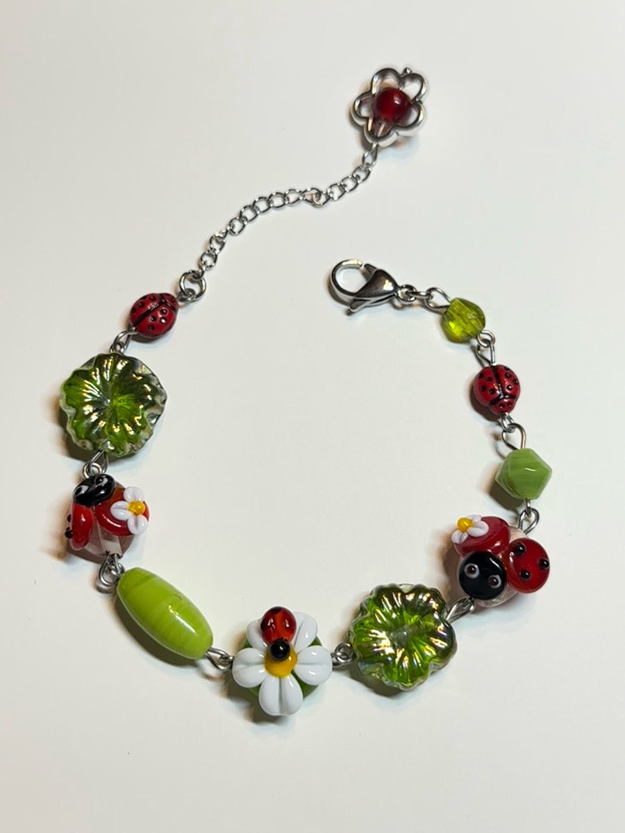 atm i don't have any future drops planned!

i'll be listing things as i make them + tweeting about it when they are up!! check back daily for new pieces :)

might open customs here and there too, it will say in my bio if they are open or not!

jewelrybyjacqui.com