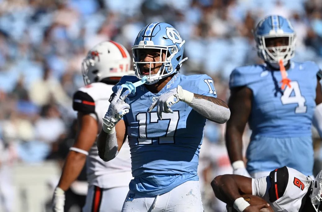 zykeescott0's tweet image. Blessed to receive a offer from the University of North Carolina #GoTarheels🩵🤍 @JamieLee601 @JoeAnile @LaSalleFball