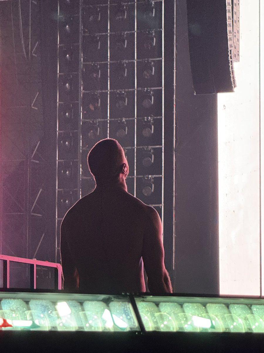 MaryBoom tweet media