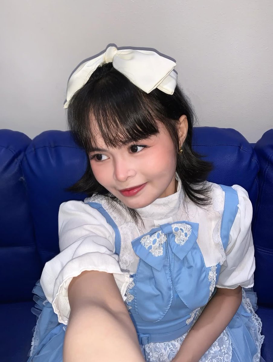 ig post: chellemnl48.official

#MNL48