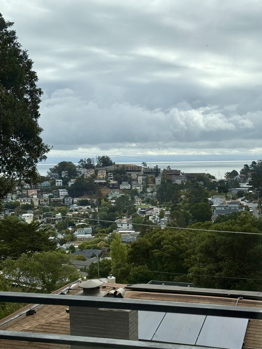 officially moved to the bay 

living in brisbane for 2mo before either moving into the city or down to san mateo+

pls send recs