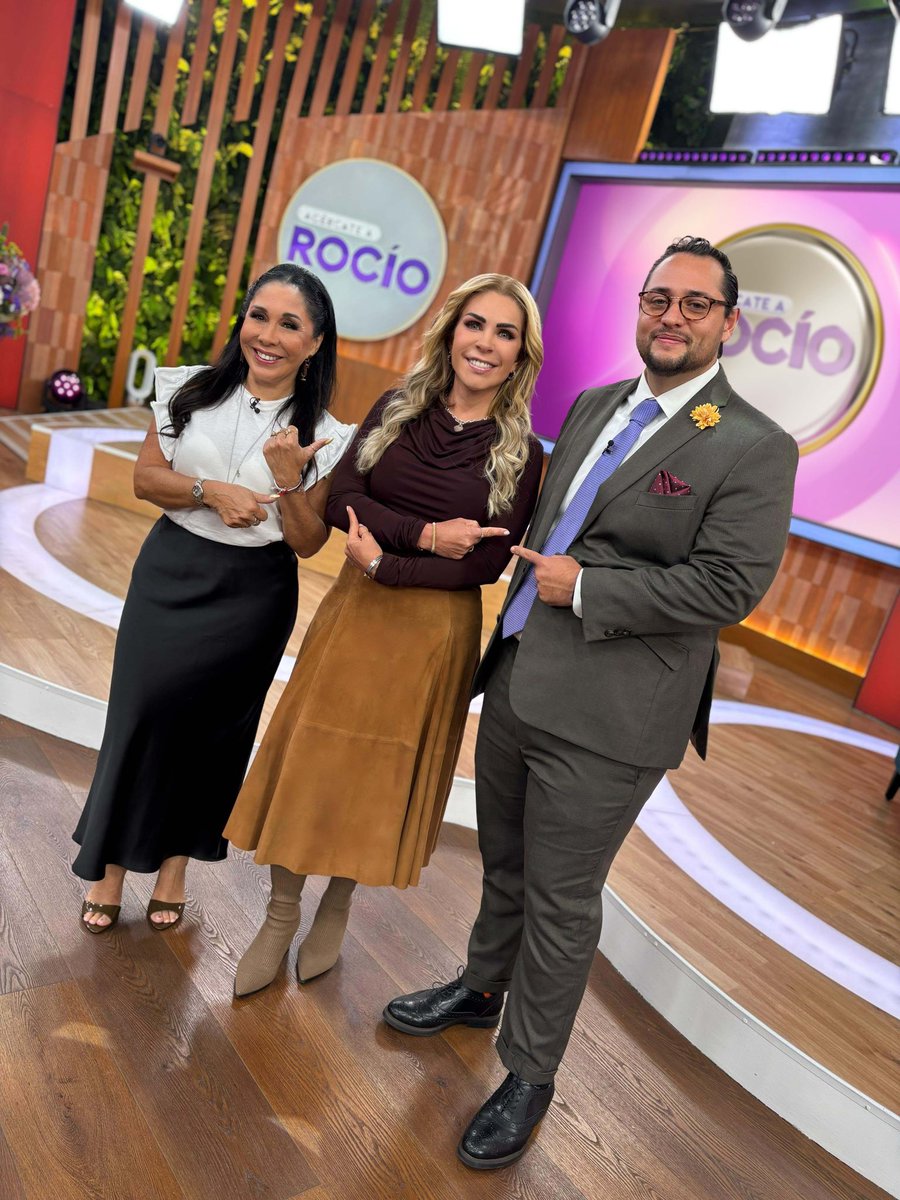 Acércate A Rocío tweet media