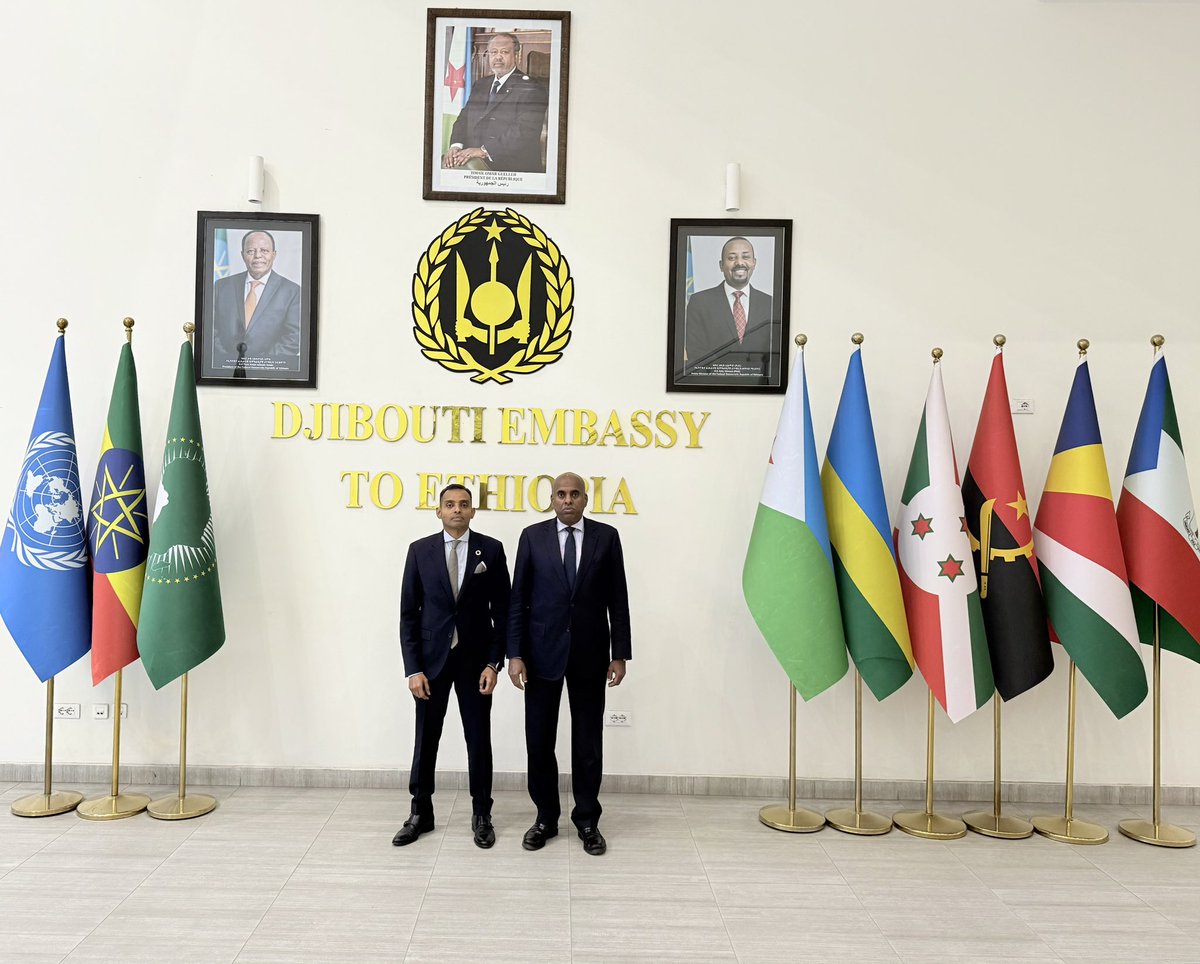 EybeAbdi's tweet photo. Pleased to receive yesterday my dear brother Mr Hassan Aden Hassan, Honorary Consul of the Republic of Djibouti to the Republic of Rwanda and had fruitful discussions on bilateral issues between the two brotherly countries. 
@MAECIDJIBOUTI 
@RwandainAddis 
@RwandaMFA https://t.co/WCIUHgxuSw