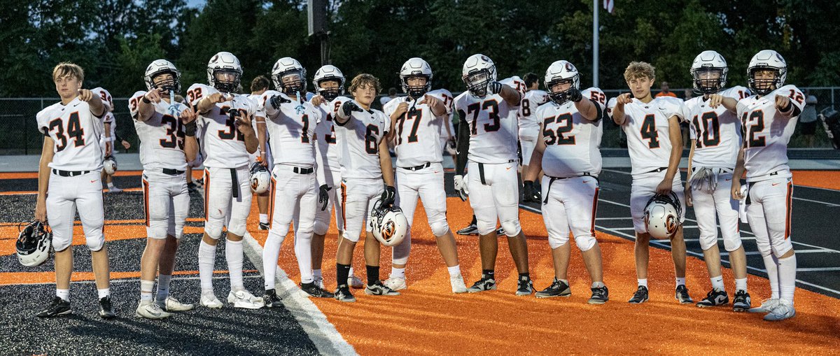 HayesPorter29's tweet image. Photo dump from our win vs Waynesville 28-14.