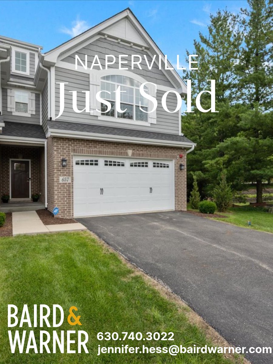 JenniferHessRE's tweet photo. Here’s what $585,000 gets you in Naperville, IL! A 3 Bed, 2.1 Bath Elegant Townhome, 2,100 sq. ft. + full unfinished basement. I had the privilege of helping this client buy this townhome just two years ago, &amp; in that short time, saw a 30% increase in value! Jen Hess 630.740.3022 https://t.co/hpHhQCQym8