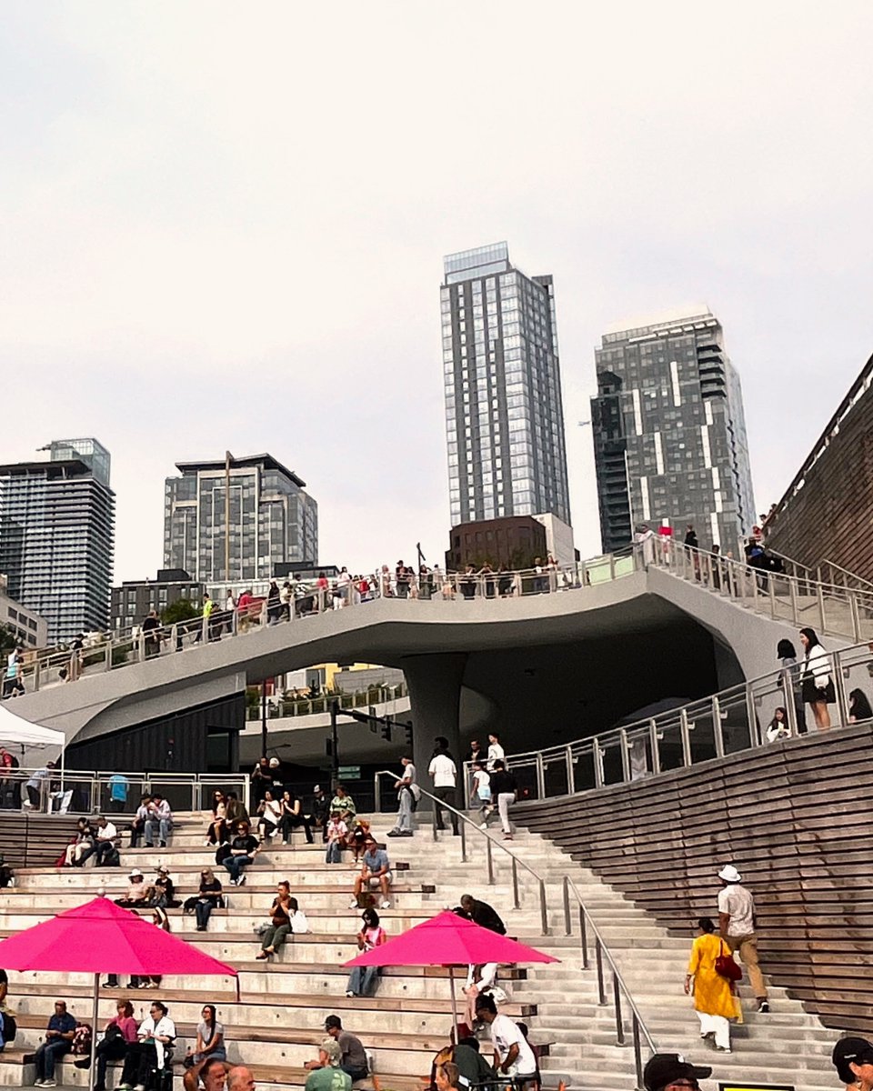 SeattleSDCI's tweet photo. Seattle’s new Waterfront Park is here, starting with an opening celebration!🎉 SDCI made it safe & ready by permitting and inspecting: 💧Drainage ⚡Electric/Heat 🛗Elevators 🔥Fire 🎥Tech 🎤Stages. Big teamwork, big fun, cool vibes. 😎 #seattlewaterfront #Waterfrontpark https://t.co/KPKYidWyjb