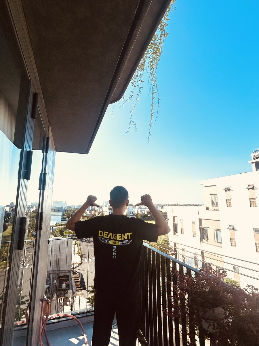 Duytth10's tweet photo. π The DeAgentAI Global Flag Relay is LIVE! π
Easy to join, huge rewards, and every step contributes to charity π
Letβs make this relay unforgettable! π₯
#DeAgentAI #GlobalRelay
@DeAgentAI
@tamvo_crypto @tien_huynh69039 @Quinguyen1407 https://t.co/e3yzSqKr2F