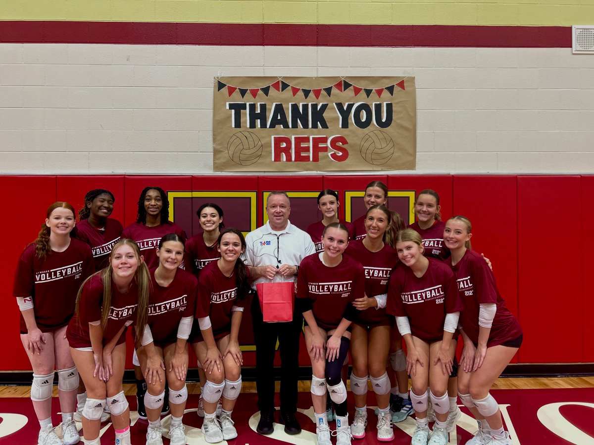 We L❤️VE our referees here at the WOODS! Thank you for all that you do for our sport and our young ladies!

Our refs are the true definition of #212!

<a href="/THSCAcoaches/">THSCA</a>