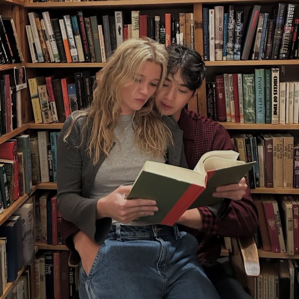 staylorthinker's tweet photo. s3 staylor bts is so important to me https://t.co/EreVi6ZUhd