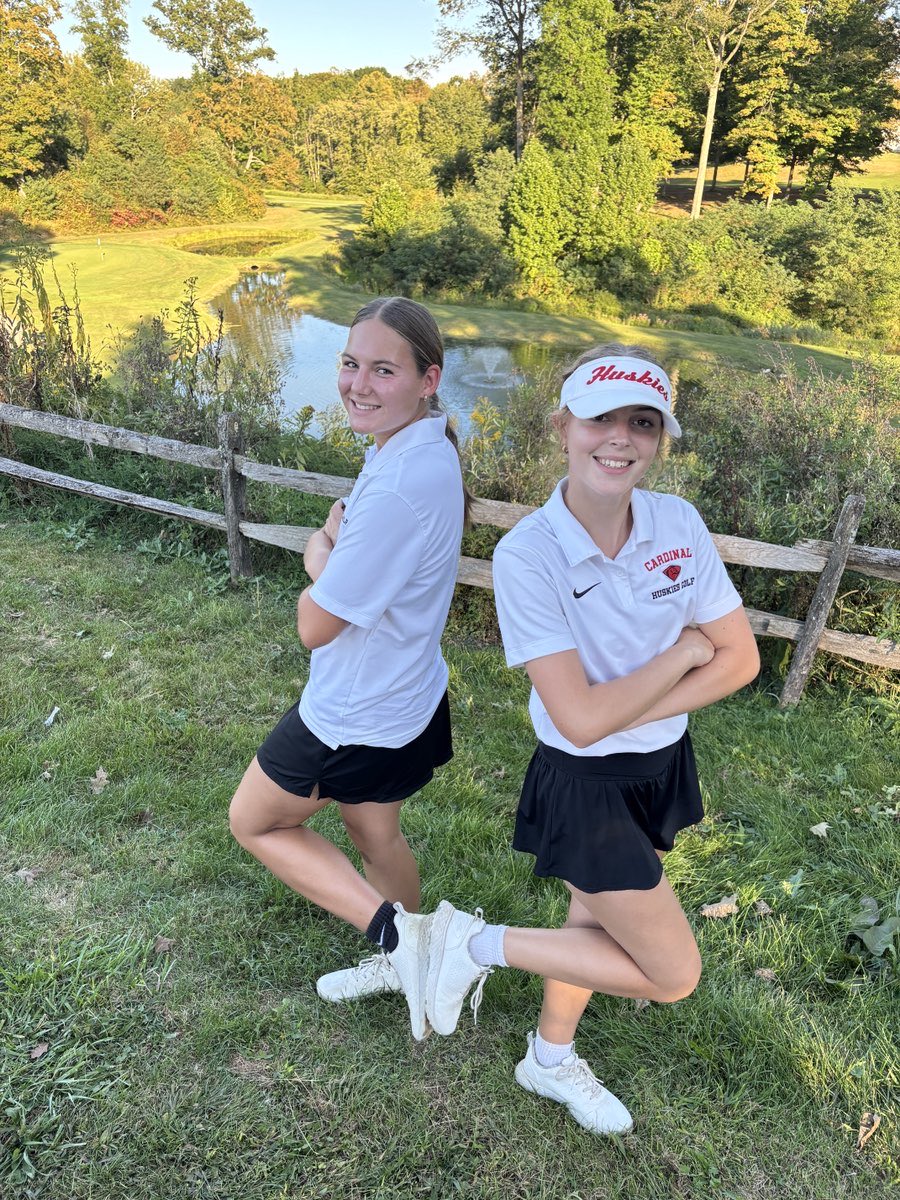 CardinalHSGolf's tweet image. Busy day for Huskies Golf.  Bryce has a great 35 to lead the guys to the win vs Chalker.  Cambrya &amp;amp; Kaitlyn shot 57s to lead the ladies at Boardman.  Layla, Cecilia, Evan, Blake, Kannon, Deano Jackson all contribute in the matches.  ⁦@CLSD_Huskies⁩ ⁦@cardinalhuskies⁩