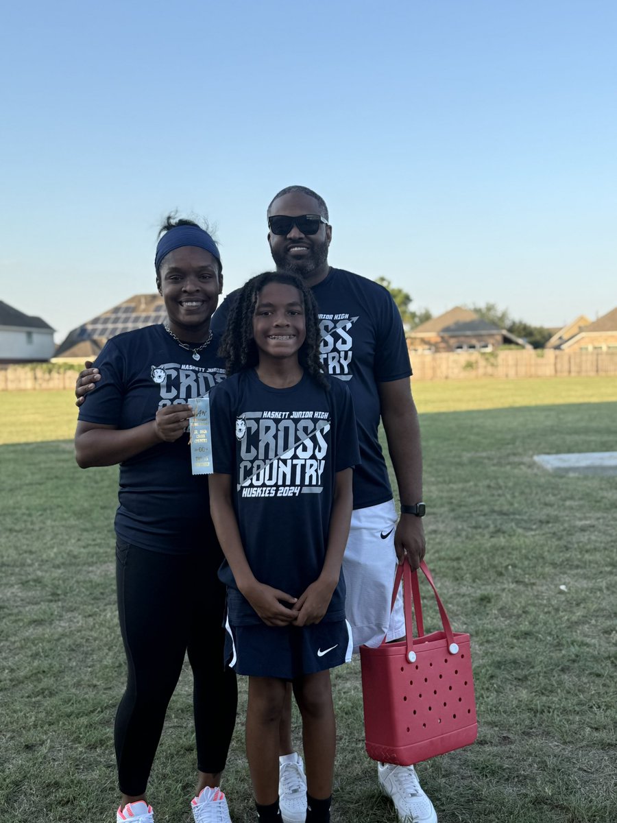 MrsMWilliams5's tweet image. From the turf to the dirt, let’s go CJ! Top 15 finisher! 🏃🏾‍♂️ #WeAreHaskett @HaskettJH @HJH_Athletics