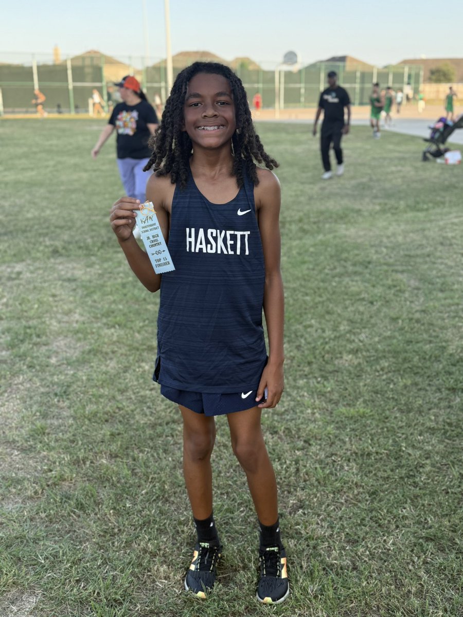 MrsMWilliams5's tweet image. From the turf to the dirt, let’s go CJ! Top 15 finisher! 🏃🏾‍♂️ #WeAreHaskett @HaskettJH @HJH_Athletics