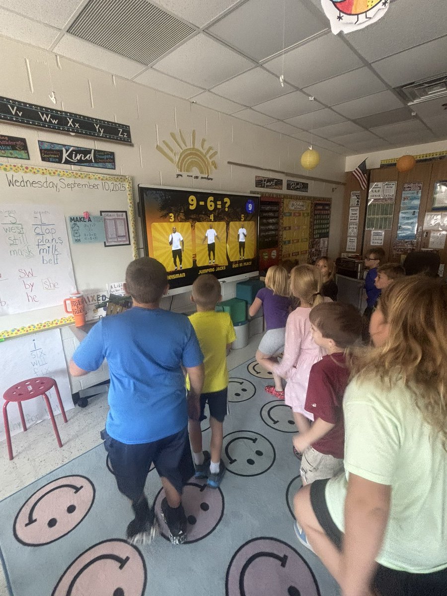 Mrs. Edwards tweet media