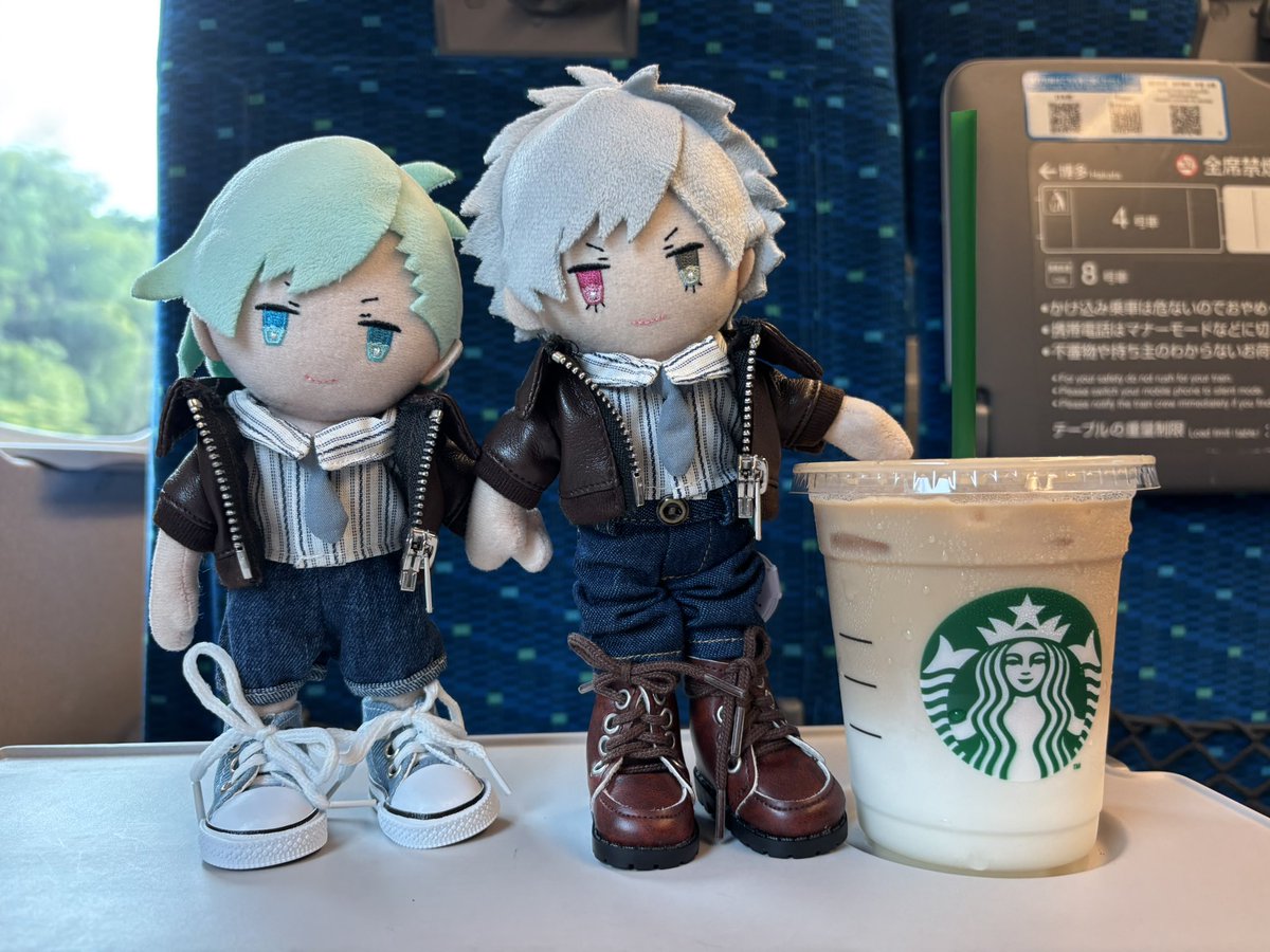 大阪行くぞ〜‼️まるさん着いてきてくれてありがとうお揃い可愛いね😭