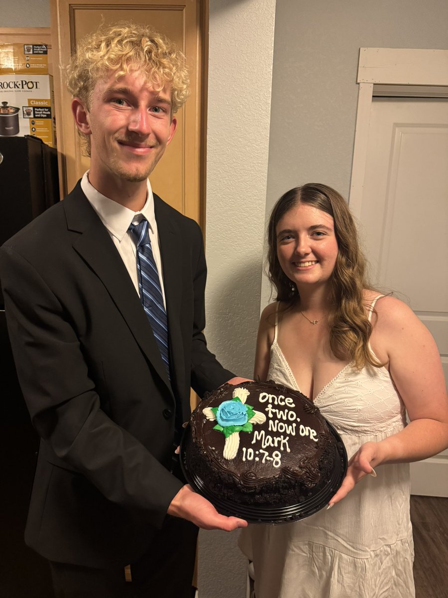 thesimplyanna tweet media