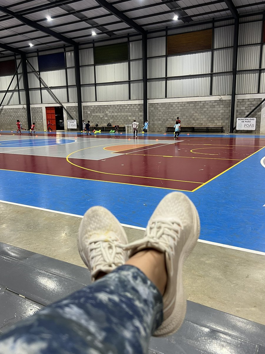 AndreaFallas26's tweet image. Regresaremos las veces que sea necesario!! ⚽️
#teammom