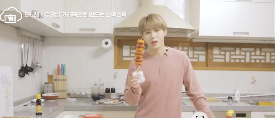 💘<스틸하트클럽> 간식차 모금율💘

❤️‍🔥❤️‍🔥모금율 5️⃣2️⃣.2️⃣%❤️‍🔥❤️‍🔥

#하성운 님을 위해 #하늘 이 준비한 특별 간식이 궁금하시다면? 

🫰정답보러가기 :cafe.naver.com/hsw940322/8920…

✅️ 카카오 79792260258 (ㄱㄹㅇ)