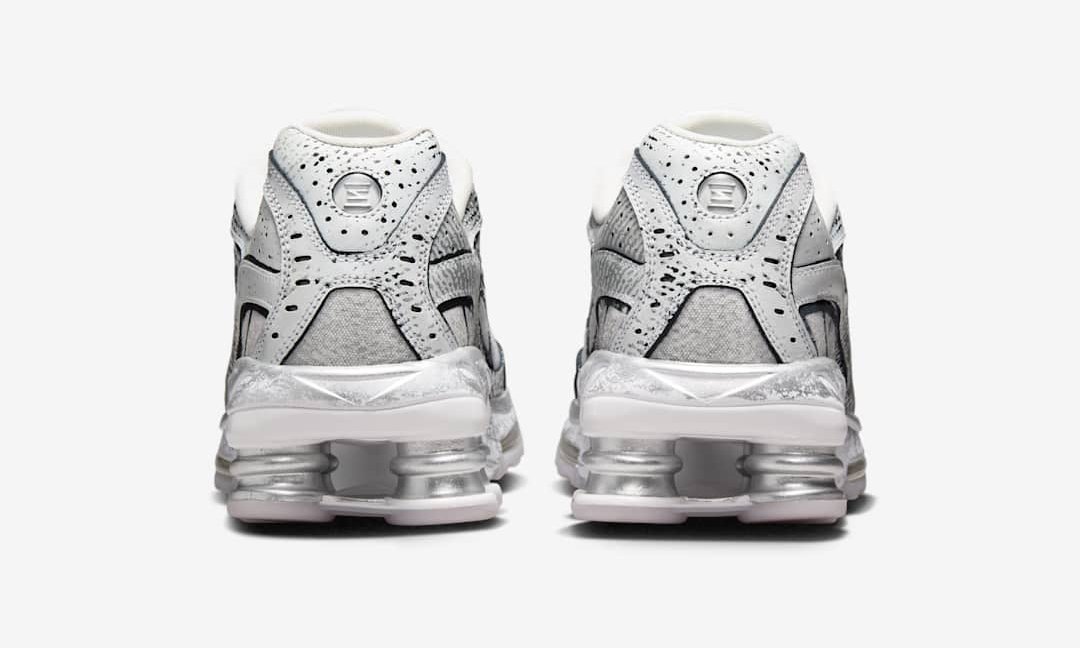 超美品‼︎NIKE超ビックスウッシュ白×黒色ブラックプルオーバー薄手Lsize Fullress on X: 