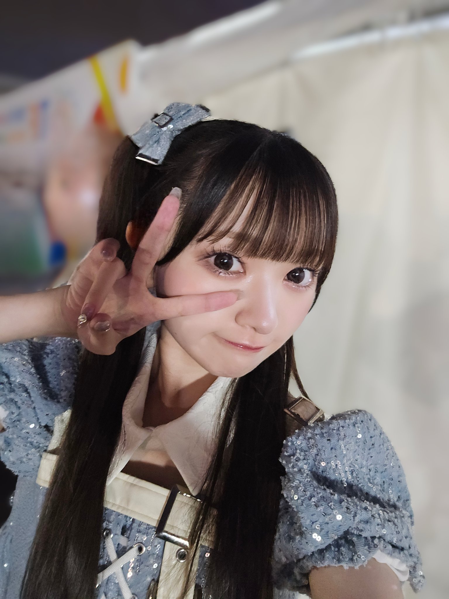 山﨑空 山崎空 タペストリー サイン入り 山崎空 - AKB48がユニバーサルミュージックにレーベル移籍、61枚
