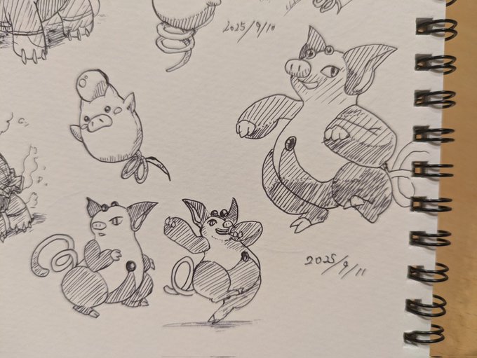 ブーピック 体に散りばめられた黒真珠がおしゃれ 豚に真珠ってこと!? カキカキ。 