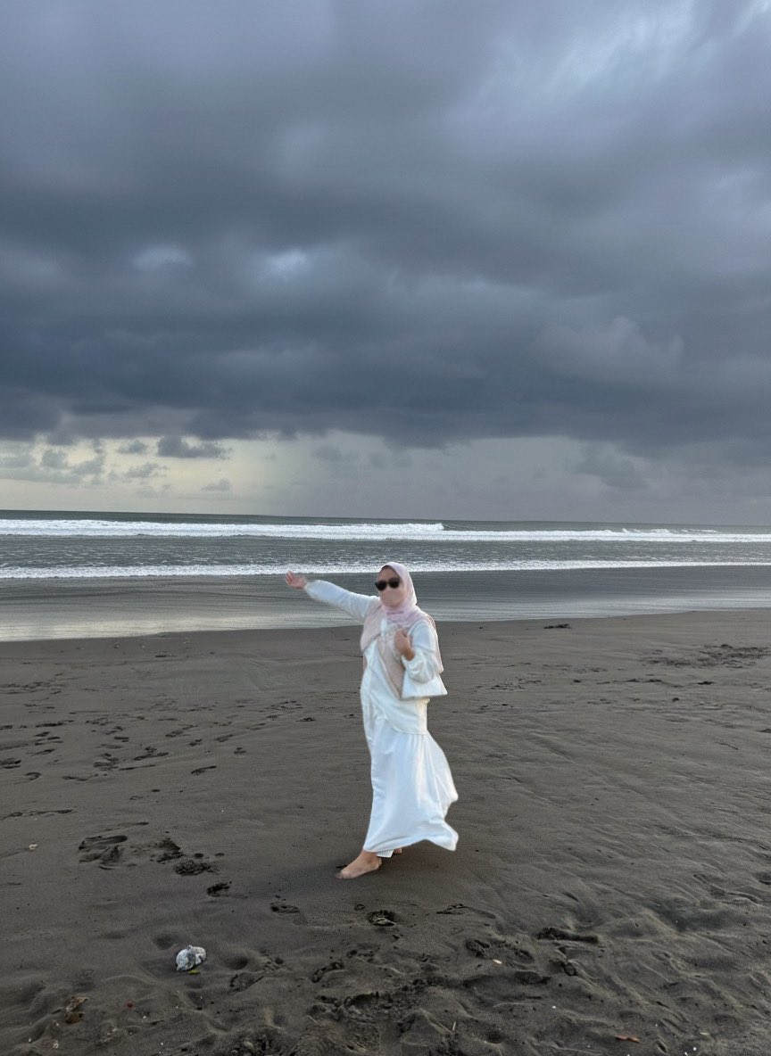 𝐆𝐚𝐥 tweet media