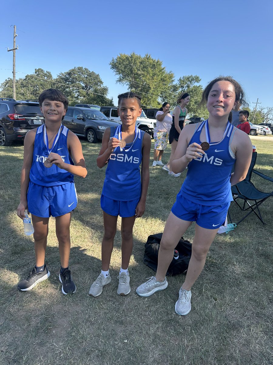 CSMSGA's tweet image. Our boys and girls cross country teams competed at the Navasota Invitational today! Great job to all of our runners for their effort and determination! Congrats to our runners that finished in the top 15 and took home some hardware!🏅#FAMILY #knightnation