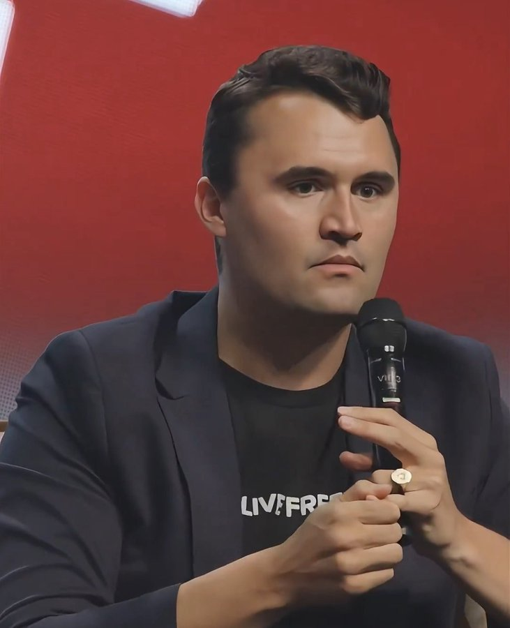 چارلی کرک را در ایالت یوتا ترور کردند
تیر اندازی از ۲۰۰ متری
تیرانداز حرفه ای‌
قطر