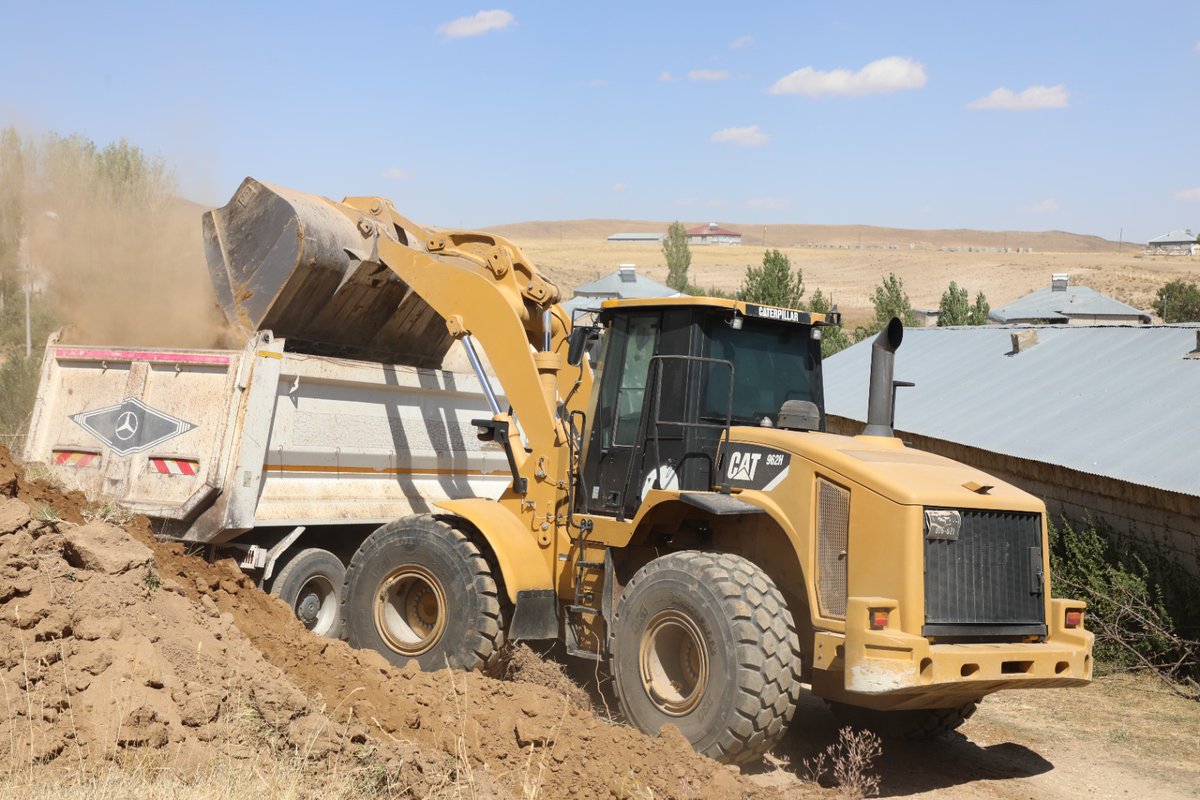 Erciş Belediyesi’nden ulaşımı güçlendiren çalışma serhatnews.com/ercis-belediye… 

<a href="/gler_temel/">Güler Temel</a> <a href="/baranbilici/">Baran BİLİCİ</a>