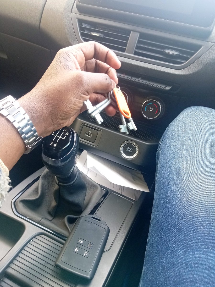 I got the car, prophecy was alive😭😭😭😭😭💃💃💃💯