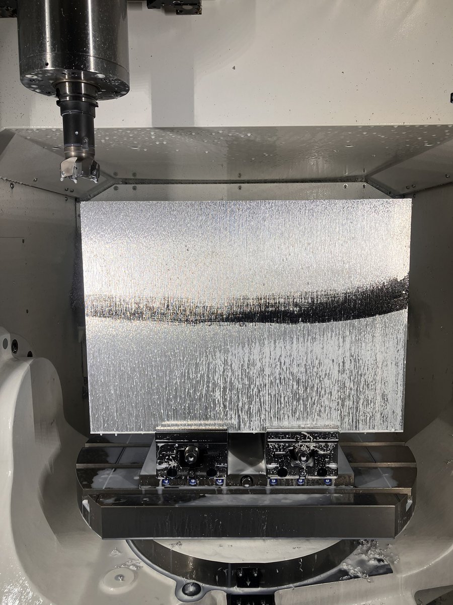 いや！
だから最近品物がでかいんだって笑