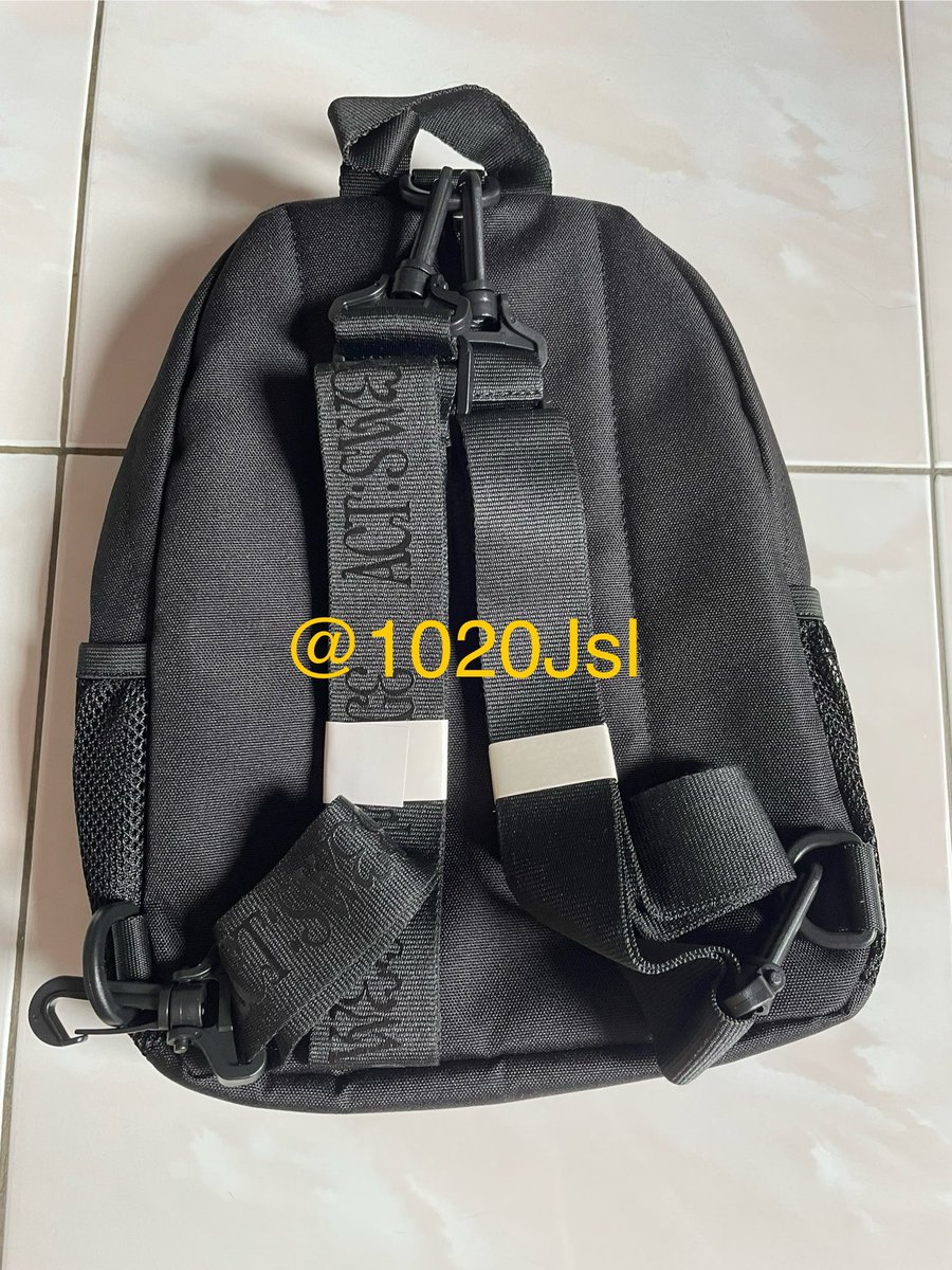 1020Jsl's tweet photo. [WTS/Help RT] 🇲🇾
WTS TXT Sweet Mirage Tour Merch
📌 TXT Multi Bag
📌 New
📌 RM200
📌 postage : RM8 (WM)
Thanks RT 😊 #pasartxt #pasartxtmy https://t.co/PhCjM1RkbT