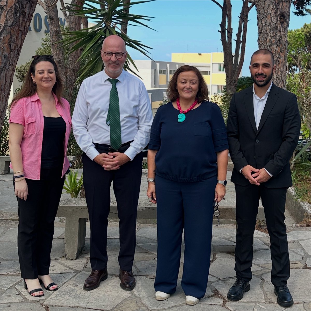 Le Collège Mariste Champville a eu l’honneur d’accueillir M. Éric Amblard, Consul de France au Liban, le mercredi 10 septembre 2025.
Un moment de partage et de dialogue riche, marqué par la joie de renforcer les liens  qui nous unissent.